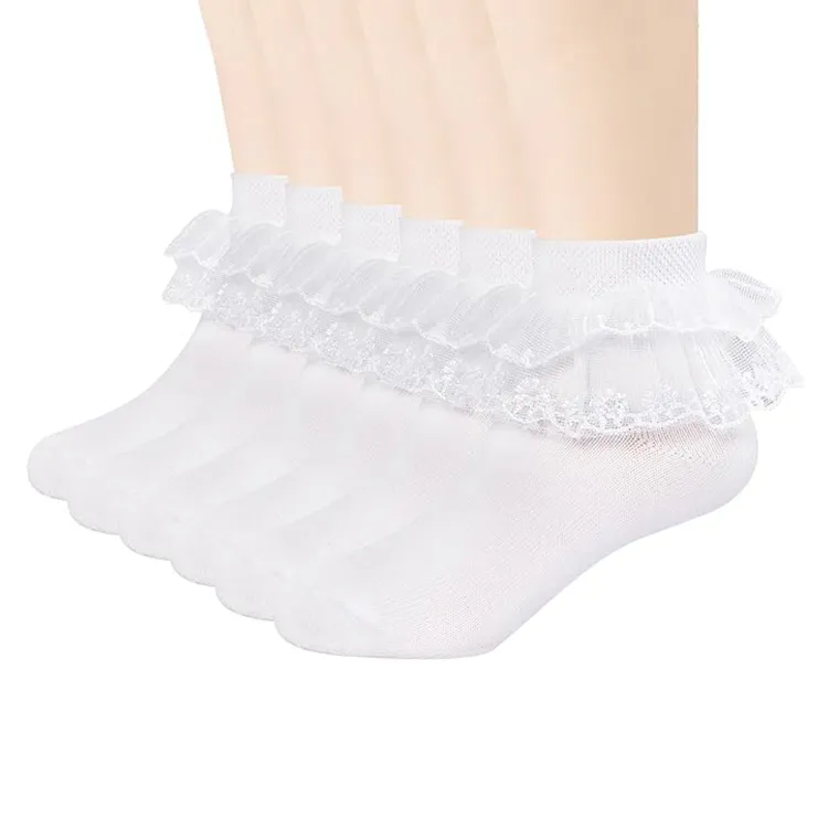 Tất ren cho bé gái